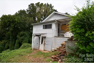 440 Hillcrest Street #22, Marion, NC 28752 - Photo 2