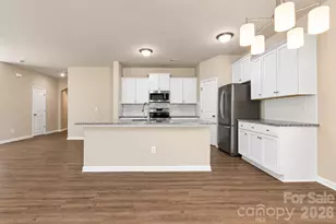 2647 Dellinger Dr, Charlotte, NC 28269 - Photo 8