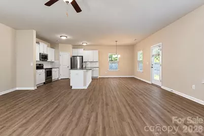2647 Dellinger Drive, Charlotte, NC 28269 - Photo 6