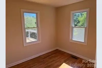 1110 N Ridge Road, Hendersonville, NC 28792 - Photo 6