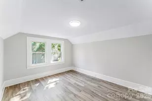 790 W Tate St, Marion, NC 28752 - Photo 22