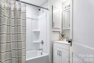 790 W Tate St, Marion, NC 28752 - Photo 24