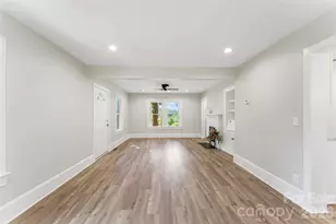 790 W Tate St, Marion, NC 28752 - Photo 8