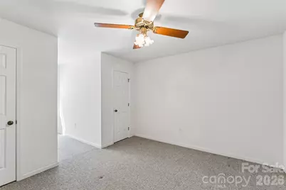 7500 Plott Road, Charlotte, NC 28215 - Photo 22
