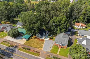 436 N Green St, Morganton, NC 28655 - Photo 24
