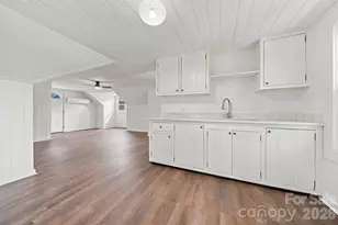 436 N Green St, Morganton, NC 28655 - Photo 16