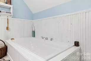 11 Old Patton Hill Rd, Swannanoa, NC 28778 - Photo 22