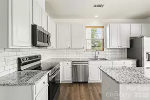 1530 Big Leaf Dr, Charlotte, NC 28262 - Photo 16