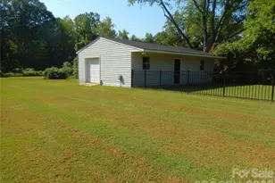 6700 Pine Lake Ln, Mint Hill, NC 28227 - Photo 28