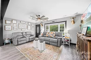 1207 Scenic Dr, Shelby, NC 28150 - Photo 6