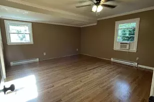 1225 Pinebrook Cir, Hendersonville, NC 28739 - Photo 18