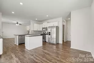 10631 Bradstreet Commons Way, Charlotte, NC 28215 - Photo 12