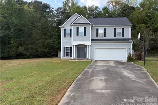 9541 Green Apple Dr, Charlotte, NC 28215 - Photo 1