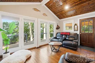 17424 Grasshopper Ln, Charlotte, NC 28278 - Photo 6
