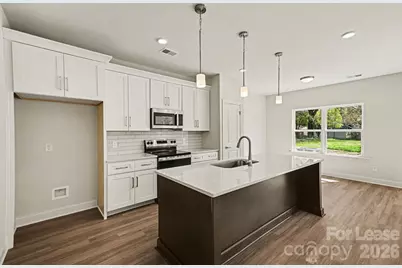 562 W Wilson Avenue, Mooresville, NC 28115 - Photo 10