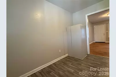 100 E Bradley Street, Gastonia, NC 28052 - Photo 10