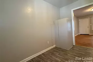 100 E Bradley St, Gastonia, NC 28052 - Photo 10
