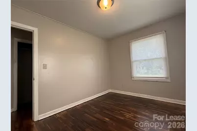 102 E Bradley Street, Gastonia, NC 28052 - Photo 16