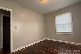 102 E Bradley St, Gastonia, NC 28052 - Photo 16