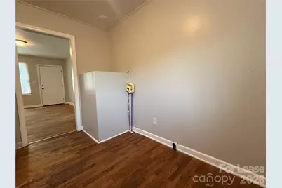 102 E Bradley Street, Gastonia, NC 28052 - Photo 8