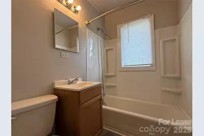 102 E Bradley Street, Gastonia, NC 28052 - Photo 14