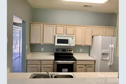 5307 Waverly Lynn Lane, Charlotte, NC 28269 - Photo 2