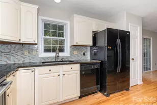 126 Ridgeline Rd, Clyde, NC 28721 - Photo 12