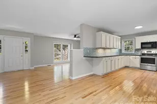 126 Ridgeline Rd, Clyde, NC 28721 - Photo 8