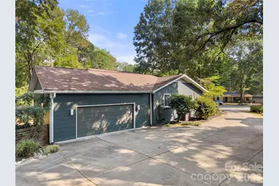 1206 Hollow Tree Court, Charlotte, NC 28226 - Photo 38