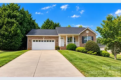 215 Pine Meadows Circle, Long View, NC 28601 - Photo 2