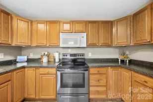 204 Webb Rd, Shelby, NC 28152 - Photo 8