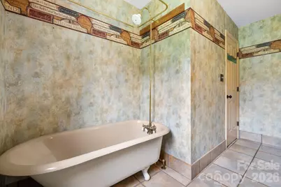 3110 Ninth Tee Drive, Newton, NC 28658 - Photo 8