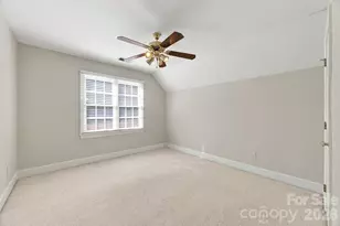 10417 Newberry Park Ln, Charlotte, NC 28277 - Photo 38