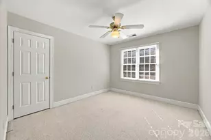 10417 Newberry Park Ln, Charlotte, NC 28277 - Photo 36