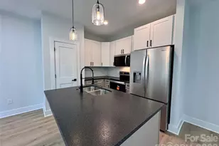 123 Brown St, Clover, SC 29710 - Photo 6