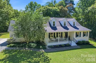 908 Chambwood Rd, Monroe, NC 28110 - Photo 2