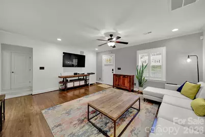 835 Everett Place, Charlotte, NC 28205 - Photo 4