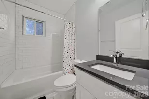 835 Everett Pl, Charlotte, NC 28205 - Photo 18