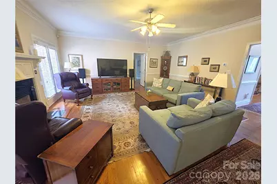 408 5th Avenue NE, Conover, NC 28613 - Photo 12