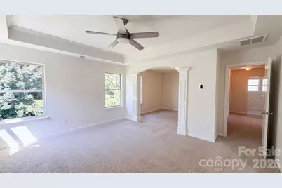 3807 Ernie Drive, Charlotte, NC 28269 - Photo 4