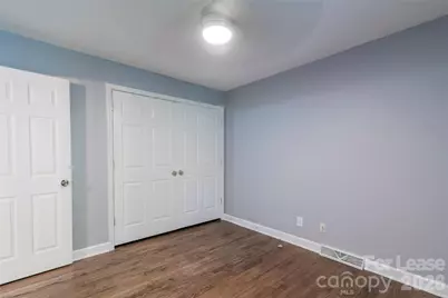 3331 Erskine Drive, Charlotte, NC 28205 - Photo 18