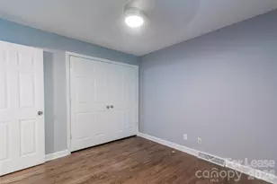 3331 Erskine Dr, Charlotte, NC 28205 - Photo 18