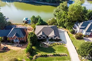 631 46th Ave Dr NE, Hickory, NC 28601 - Photo 8