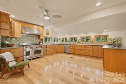 2711 Rabbit Hop Road, Spruce Pine, NC 28777 - Photo 14
