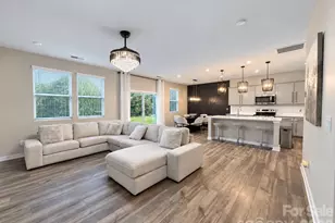 265 Bezelle Ave, York, SC 29745 - Photo 2