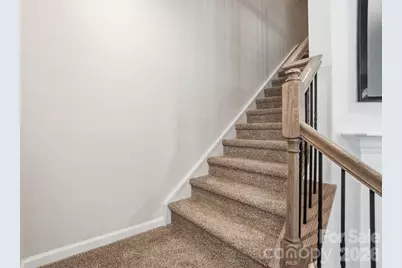 5234 Wyes Oak Lane, Charlotte, NC 28269 - Photo 12