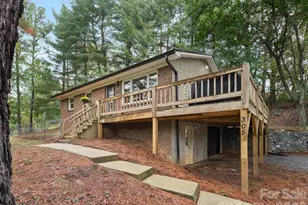 305 Youngs Cove Rd, Candler, NC 28715 - Photo 2