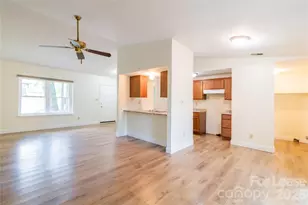 7821 Cloughy Cir, Charlotte, NC 28212 - Photo 4