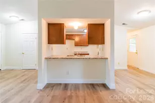 7821 Cloughy Cir, Charlotte, NC 28212 - Photo 6