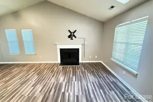 8006 Maxwelton Dr, Huntersville, NC 28078 - Photo 4